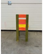 Chaise enfant en bois multicolore