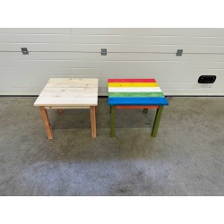 Table enfant en bois naturel et table pour enfant en bois multicolore