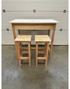 Table haute en bois naturel avec ces tabouret en bois naturel