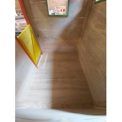 Cabane enfant en bois naturel