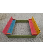 Bac à sable enfant multicolore en bois avec couvercle