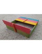 Bac à sable enfant multicolore en bois avec couvercle