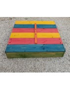 Bac à sable enfant multicolore en bois avec couvercle